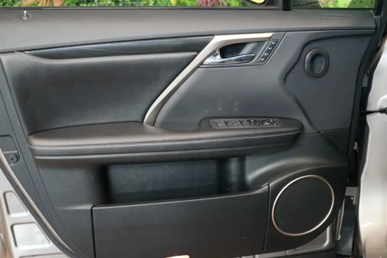 Lexus RX 300 din 2022 cu 48.838 km - oferta LEX122507 - foto 11