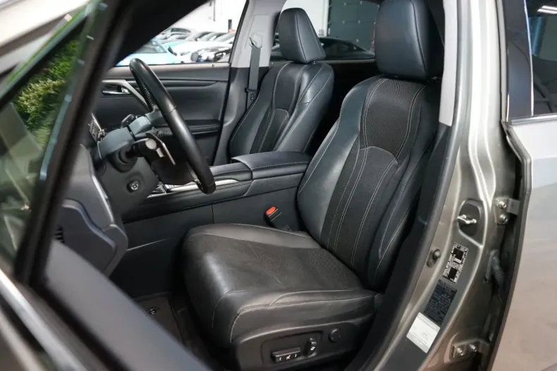 Lexus RX 300 din 2022 cu 48.838 km - oferta LEX122507 - foto 13