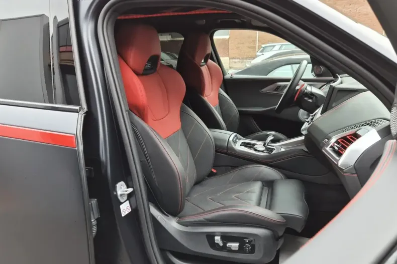 BMW XM din 2024 cu 6.990 km - oferta BMW122508 - foto 19