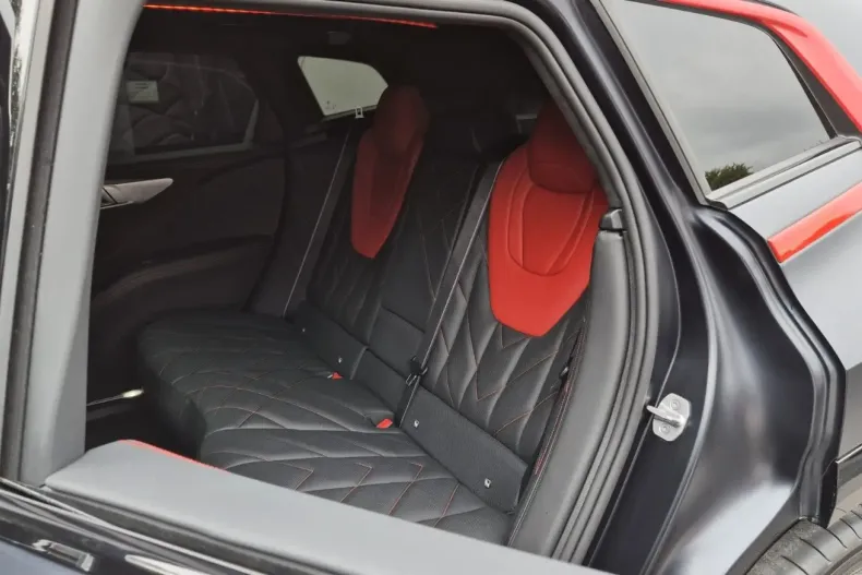 BMW XM din 2024 cu 6.990 km - oferta BMW122508 - foto 26