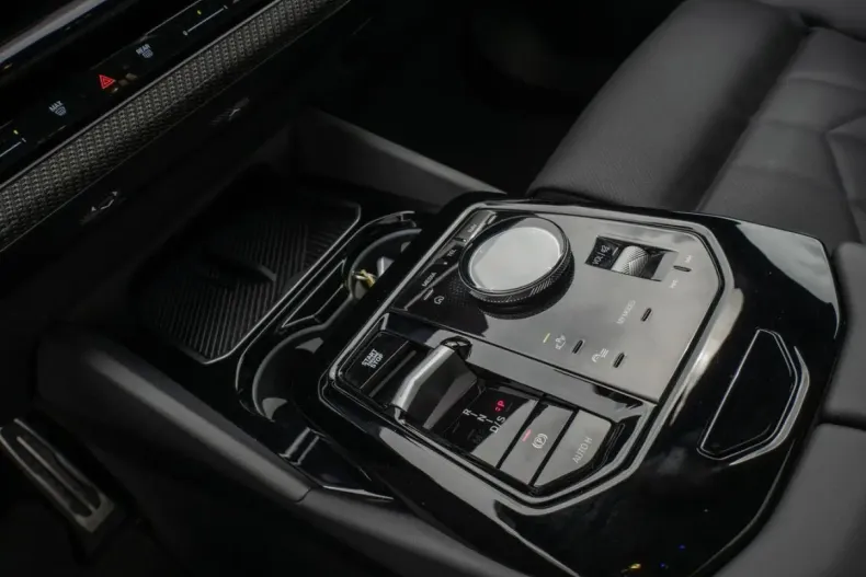 BMW 540 din 2024 cu 24.900 km - oferta BMW122512 - foto 15