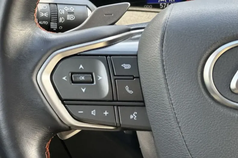 Lexus NX 450h din 2022 cu 57.670 km - oferta LEX122513 - foto 22