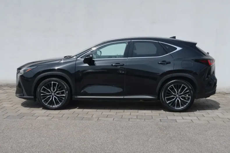 Lexus NX 450h din 2022 cu 73.250 km - oferta LEX122516 - foto 2