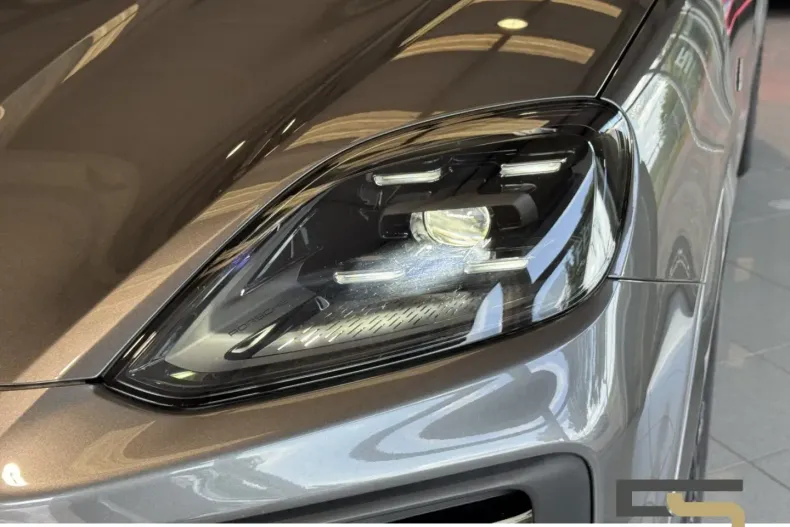 Porsche Cayenne din 2024 cu 8.919 km - oferta POR122519 - foto 7