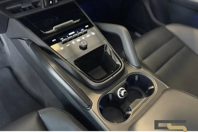 Porsche Cayenne din 2024 cu 8.919 km - oferta POR122519 - foto 16