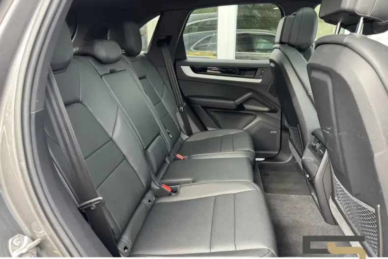 Porsche Cayenne din 2024 cu 8.919 km - oferta POR122519 - foto 20