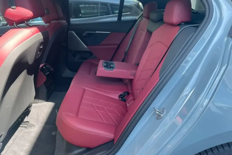 BMW 540 din 2024 cu 17.500 km - oferta BMW122540 - foto 13