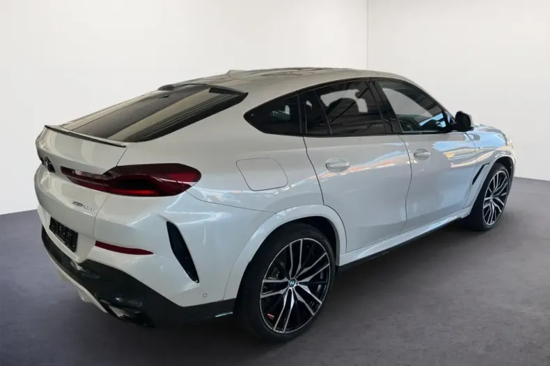BMW X6 din 2024 cu 5.824 km - oferta BMW122548 - foto 3