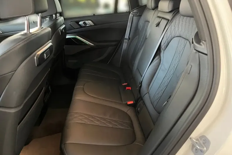 BMW X6 din 2024 cu 5.824 km - oferta BMW122548 - foto 11