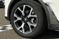 BMW X7 din 2022 cu 77.258 km - oferta BMW122575 - foto 3