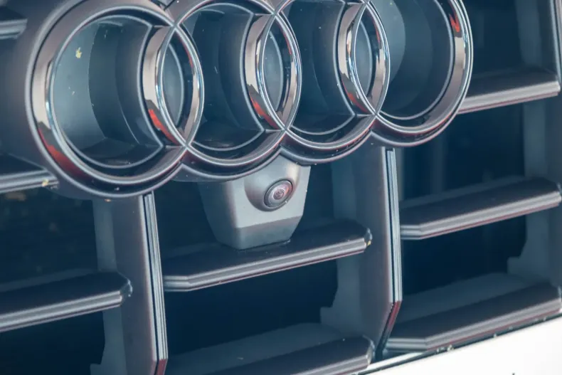 Audi Q8 din 2022 cu 53.000 km - oferta AUD122578 - foto 3