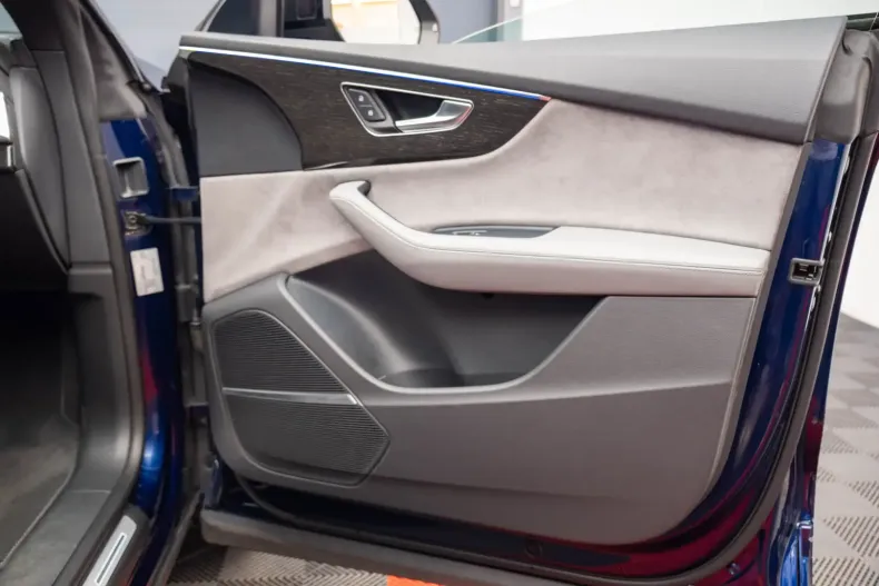 Audi Q8 din 2022 cu 53.000 km - oferta AUD122578 - foto 27