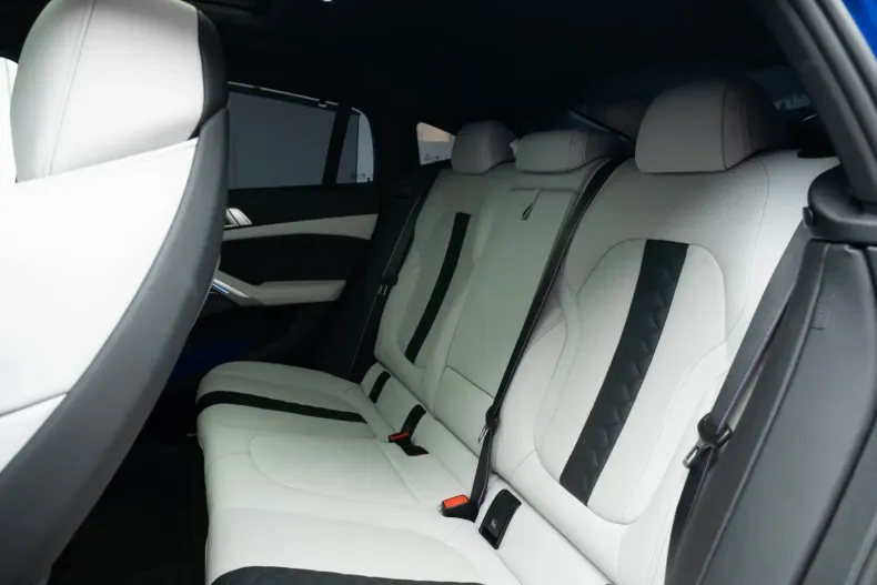 BMW X6 M din 2024 cu 13.100 km - oferta BMW122579 - foto 25