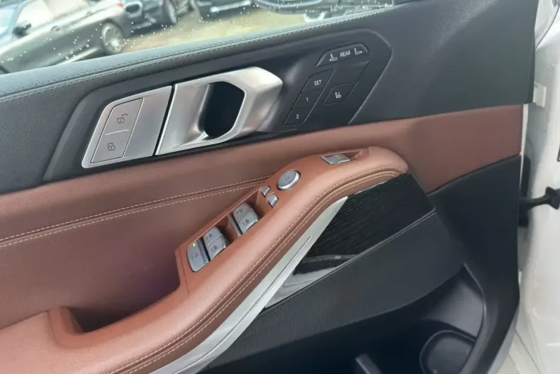 BMW X7 din 2021 cu 66.562 km - oferta BMW122589 - foto 5