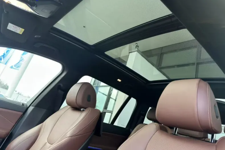 BMW X7 din 2021 cu 66.562 km - oferta BMW122589 - foto 8