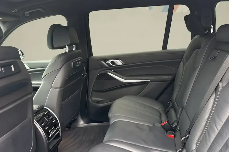 BMW X7 din 2021 cu 88.410 km - oferta BMW122592 - foto 4