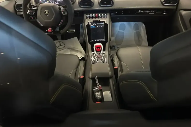 Lamborghini Huracán din 2021 cu 9.671 km - oferta LAM122605 - foto 8