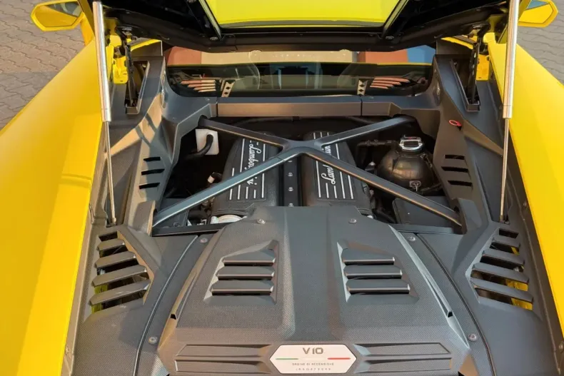 Lamborghini Huracán din 2021 cu 11.191 km - oferta LAM122609 - foto 15