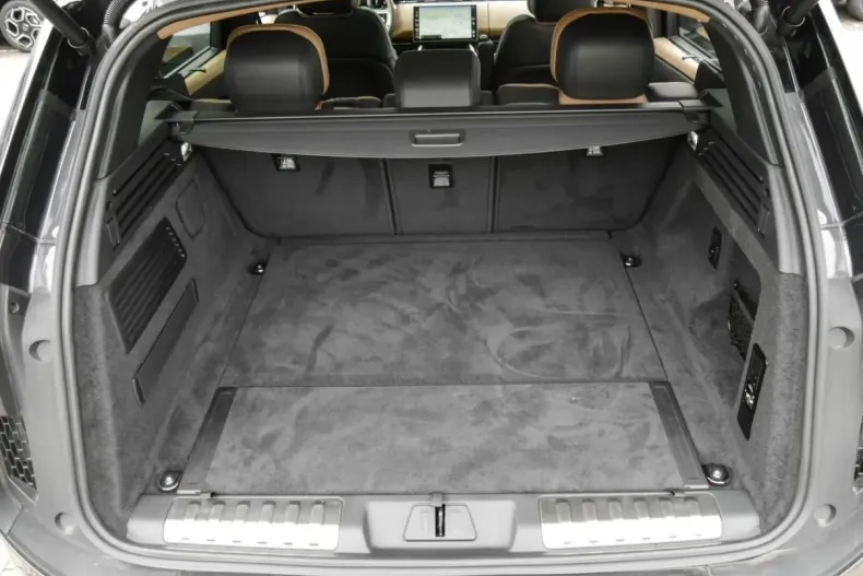 Land Rover Range Rover Sport din 2024 cu 7.600 km - oferta LAN122610 - foto 16