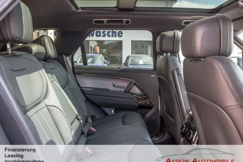 Land Rover Range Rover Sport din 2024 cu 19.492 km - oferta LAN122612 - foto 13