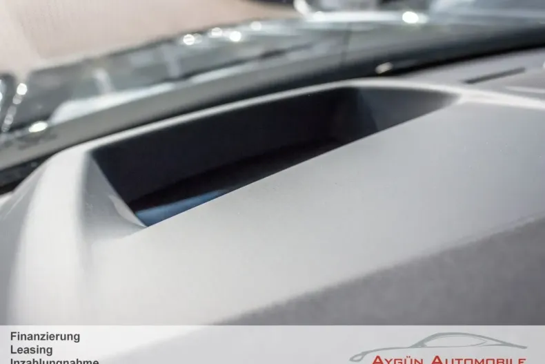 Land Rover Range Rover Sport din 2024 cu 19.492 km - oferta LAN122612 - foto 19