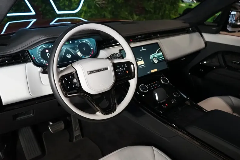 Land Rover Range Rover Sport din 2023 cu 37.833 km - oferta LAN122630 - foto 12