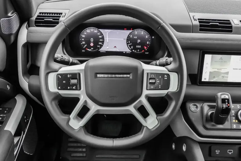 Land Rover Defender din 2023 cu 26.000 km - oferta LAN122633 - foto 18