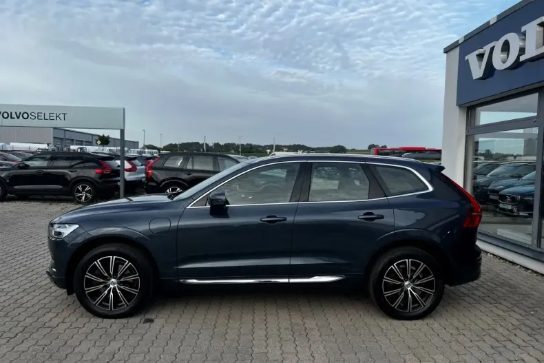 Volvo XC60 din 2020 cu 71.400 km - oferta VOL122643 - foto 2