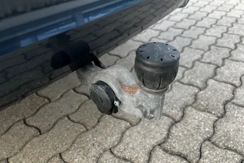 Volvo XC60 din 2020 cu 71.400 km - oferta VOL122643 - foto 13