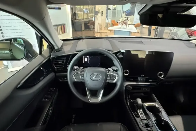 Lexus NX 350h din 2025 cu 10 km - oferta LEX122648 - foto 6