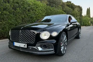 Bentley Flying Spur din 2023 - oferta BEN122656