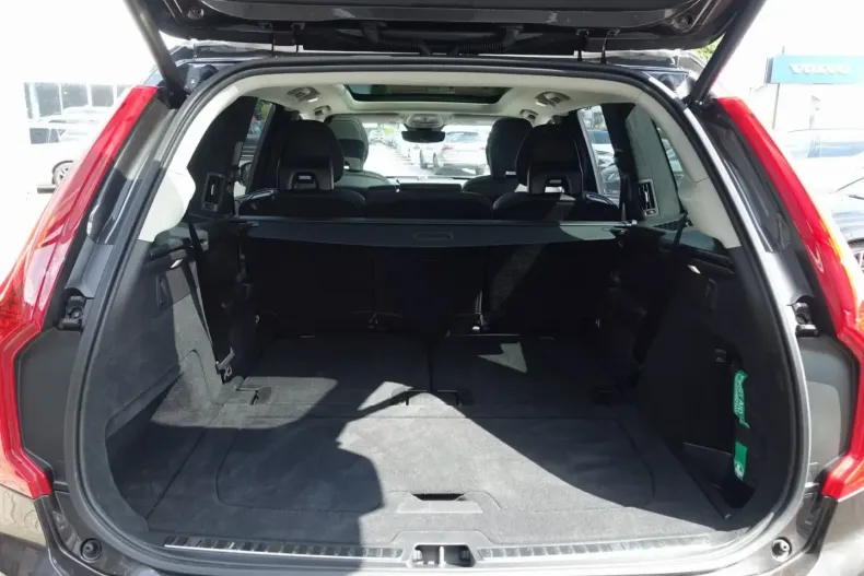 Volvo XC90 din 2024 cu 21.150 km - oferta VOL122660 - foto 27