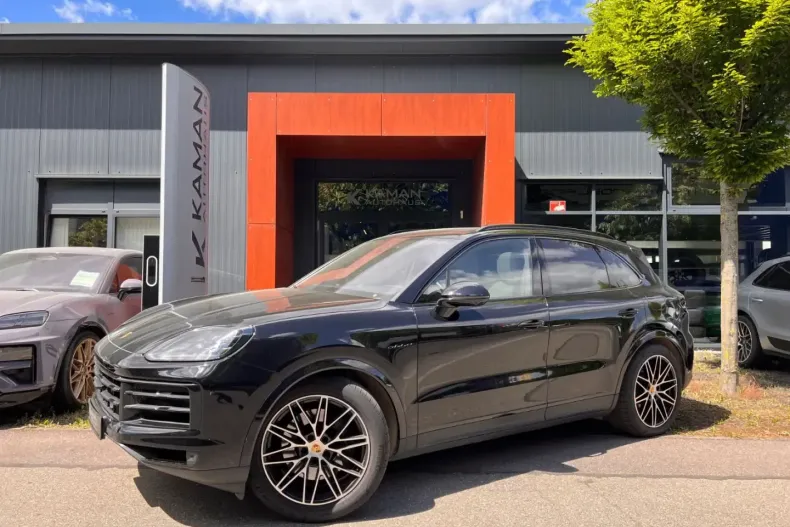 Porsche Cayenne din 2023 cu 52.700 km - oferta POR122663 - foto 1