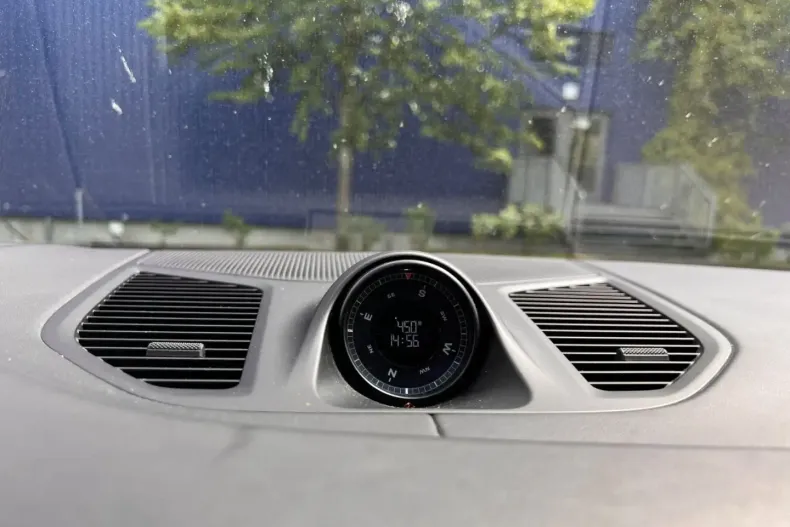 Porsche Cayenne din 2023 cu 52.700 km - oferta POR122663 - foto 12