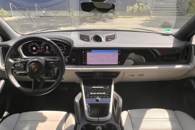 Porsche Cayenne din 2023 cu 52.700 km - oferta POR122663 - foto 15