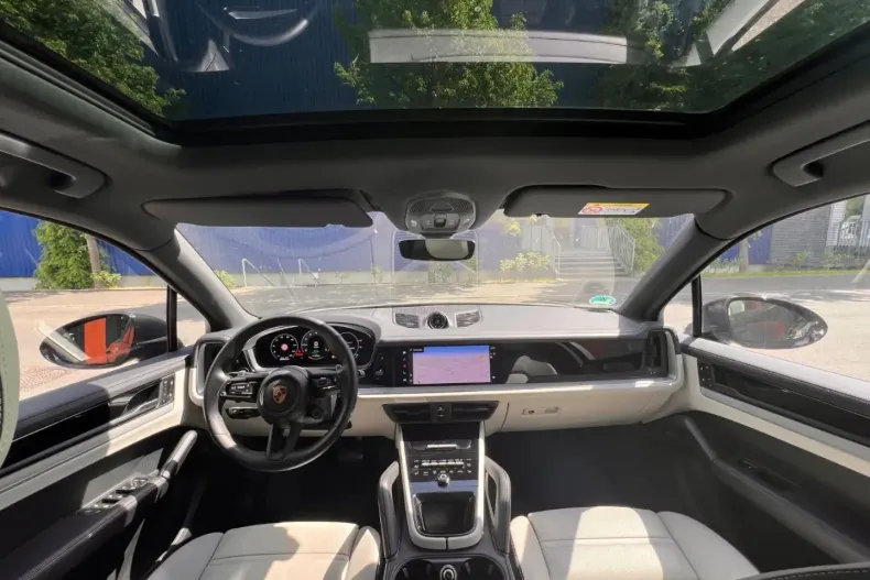 Porsche Cayenne din 2023 cu 52.700 km - oferta POR122663 - foto 16