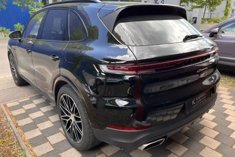 Porsche Cayenne din 2023 cu 52.700 km - oferta POR122663 - foto 18