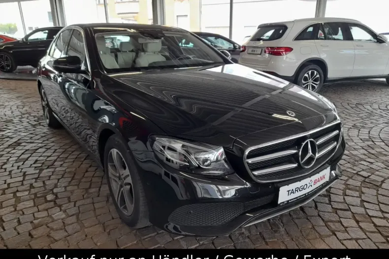 Mercedes-Benz E 200 din 2020 cu 48.665 km - oferta MER122673 - foto 8