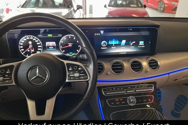 Mercedes-Benz E 200 din 2020 cu 48.665 km - oferta MER122673 - foto 16