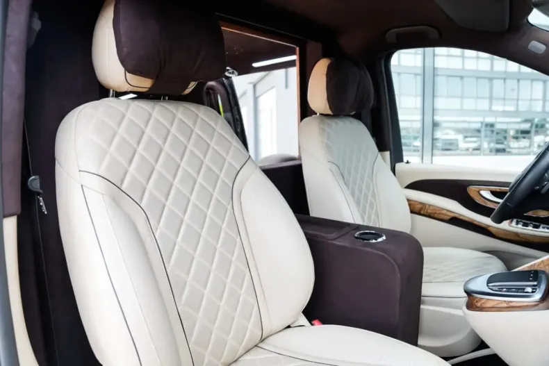 Mercedes-Benz V 300 din 2022 cu 34.000 km - oferta MER122674 - foto 14