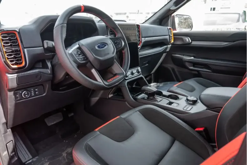 Ford Raptor din 2025 cu 15 km - oferta FOR122676 - foto 8