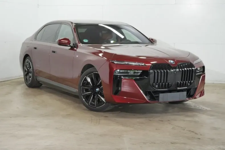 BMW 750 din 2024 cu 1.700 km - oferta BMW122678 - foto 12