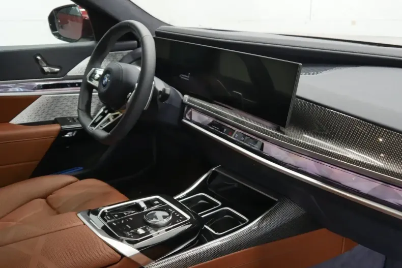 BMW 750 din 2024 cu 1.700 km - oferta BMW122678 - foto 14