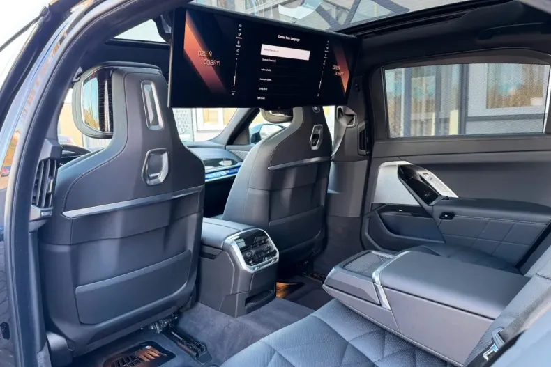 BMW 740 din 2024 cu 8.900 km - oferta BMW122679 - foto 1