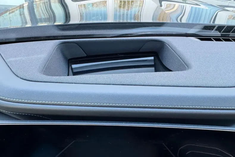 BMW 740 din 2024 cu 8.900 km - oferta BMW122679 - foto 16