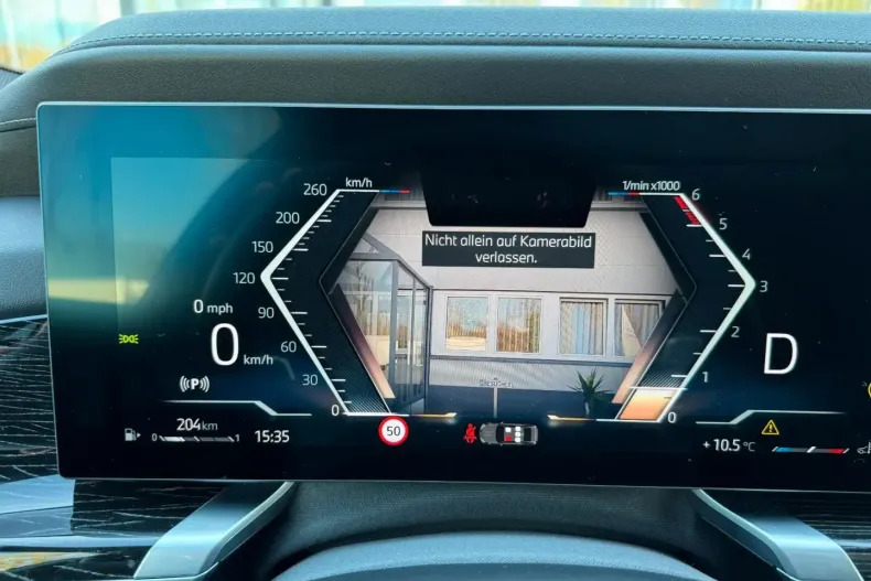 BMW 740 din 2024 cu 8.900 km - oferta BMW122679 - foto 24