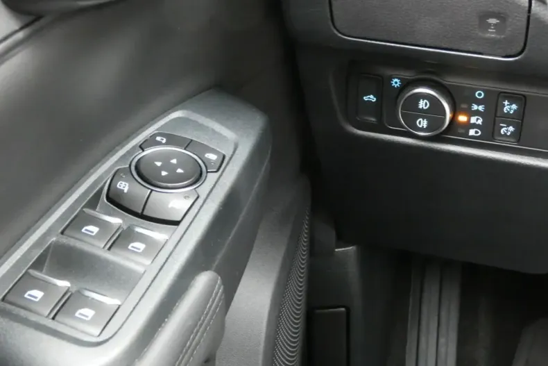 Ford Ranger din 2025 cu 10 km - oferta FOR122681 - foto 23