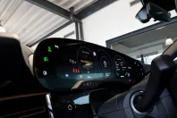 Porsche Taycan din 2024 cu 3.100 km - oferta POR122686 - foto 7
