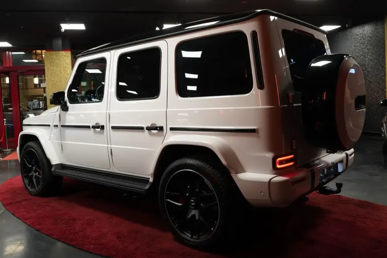 Mercedes-Benz G 63 AMG din 2025 cu 9.600 km - oferta MER122691 - foto 14