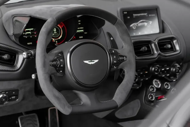 Aston Martin V8 Vantage din 2024 cu 50 km - oferta AST122692 - foto 13